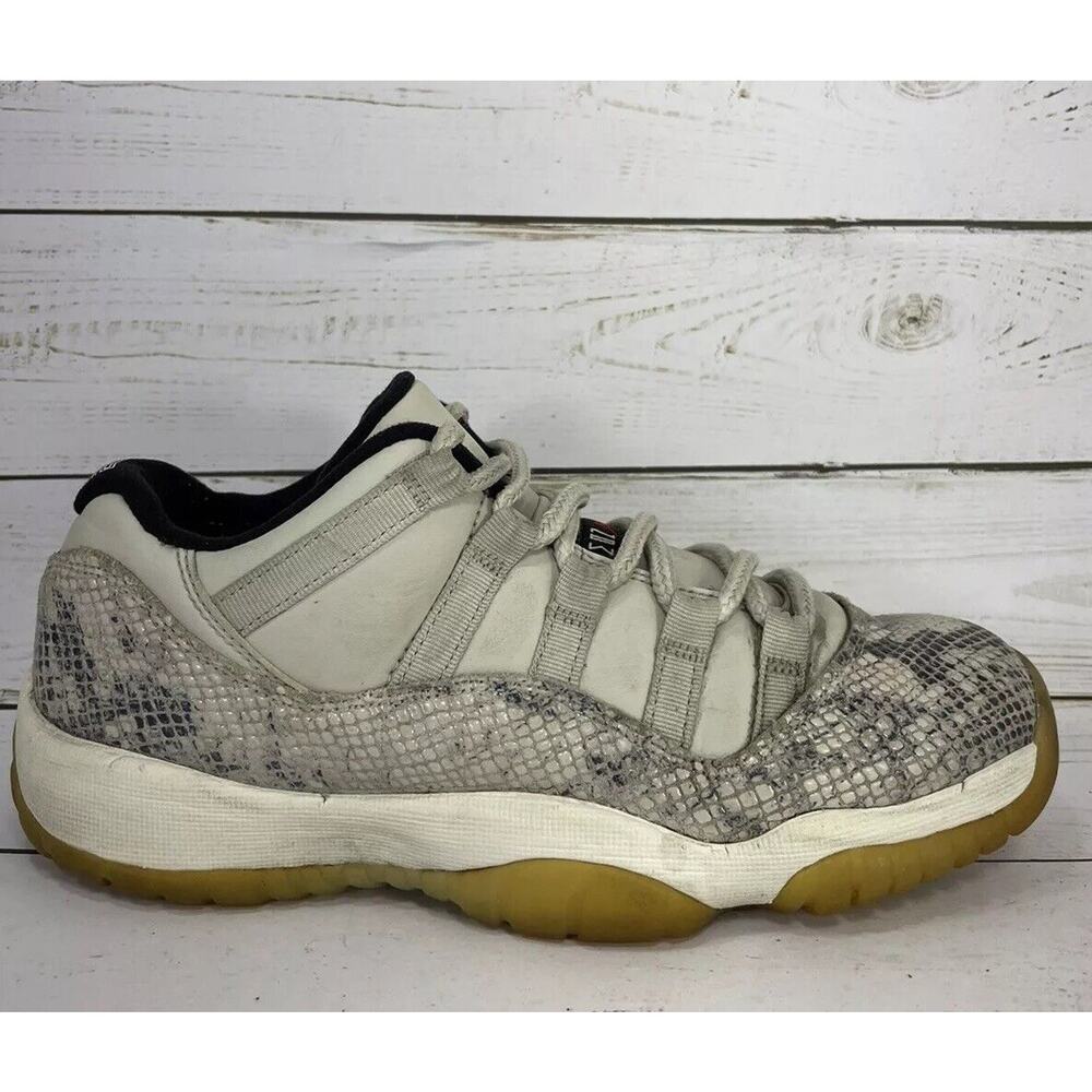 Nike Air Jordan 11 Retro Low Light Bone Snakeskin Youth Size 6 6Y, No Insoles